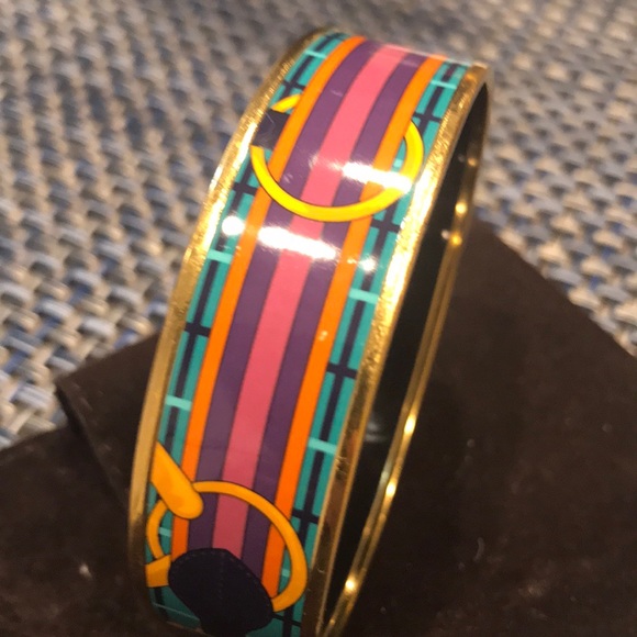 Hermès 🤩🌈 - Picture 2 of 4